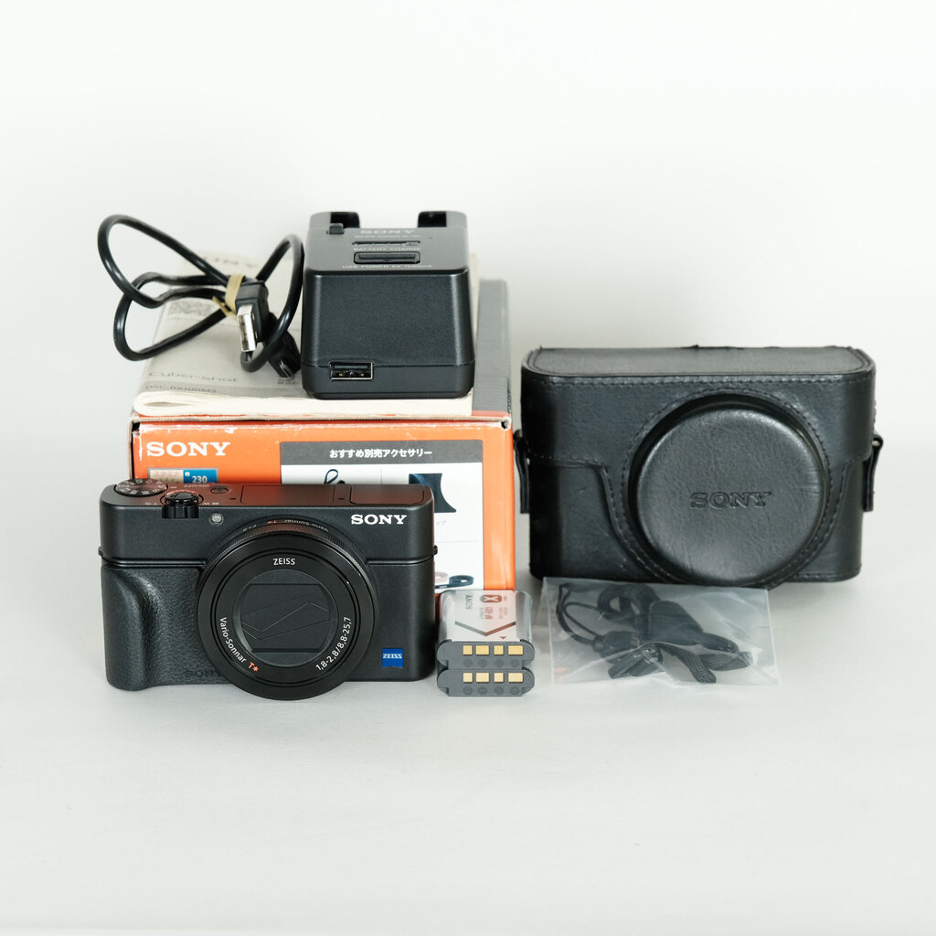 SONY Cyber-shot RX100M3 コンデジ　付属品あり SONY Cyber-shot DSC-RX100M3 付属品多数
