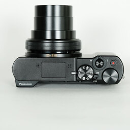 Panasonic LUMIX DMC-TX1