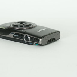 Canon IXY 650 ブラック