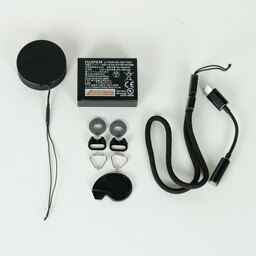 FUJIFILM X half X-HF1