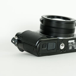 Panasonic LUMIX DC-LX100M2 Panasonic LUMIX DC-LX100M2