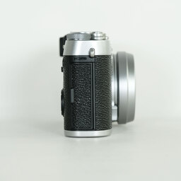 FUJIFILM X100F シルバー FUJIFILM X100F シルバー