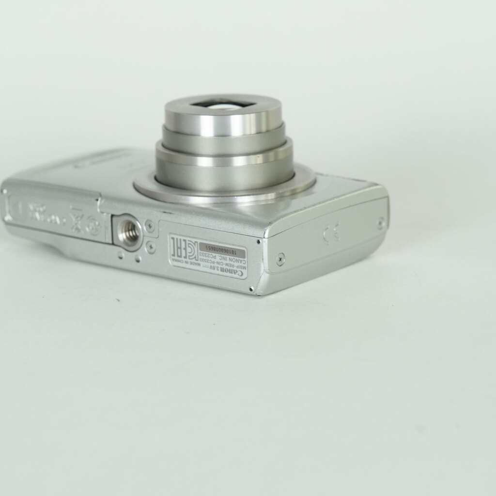 Canon IXY 200 シルバー