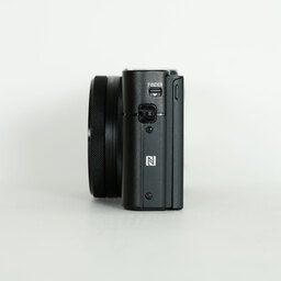 SONY Cyber-shot DSC-RX100M5A SONY Cyber-shot DSC-RX100M5A