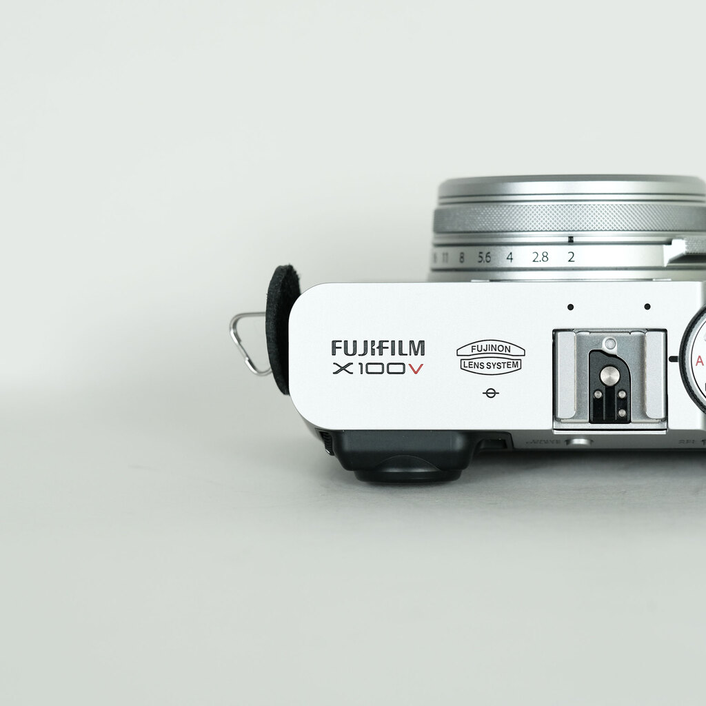 FUJIFILM X100V シルバー