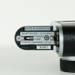FUJIFILM X half X-HF1