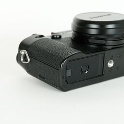 FUJIFILM X100V ブラック