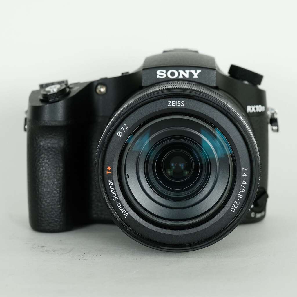 SONY Cyber-shot DSC-RX10M4 SONY Cyber-shot DSC-RX10M4