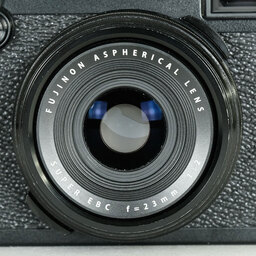 FUJIFILM X100F ブラック