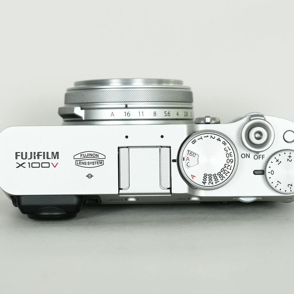 FUJIFILM デジタルカメラ X100V シルバー X100V-S 良品】FUJIFILM 富士フイルム デジタルカメラ X100V シルバー