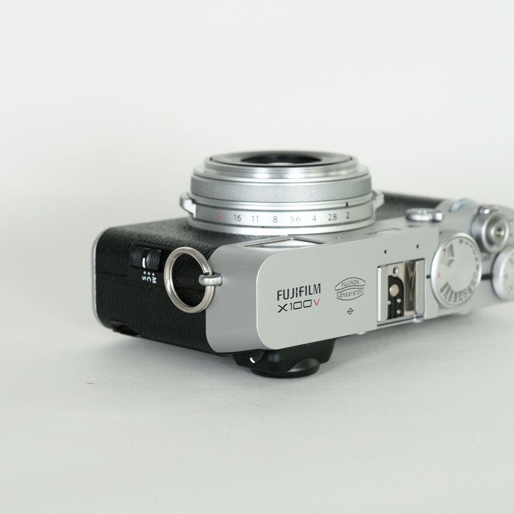 FUJIFILM X100V シルバー