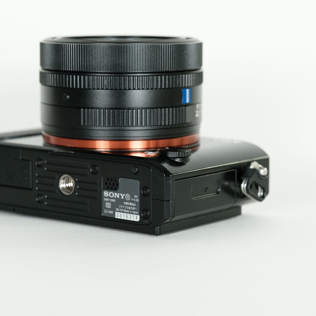 SONY DSC-RX1R コンパクトデジタルカメラ Amazon | SONY デジタルカメラ Cyber-shot RX1R 2470万画素 光学