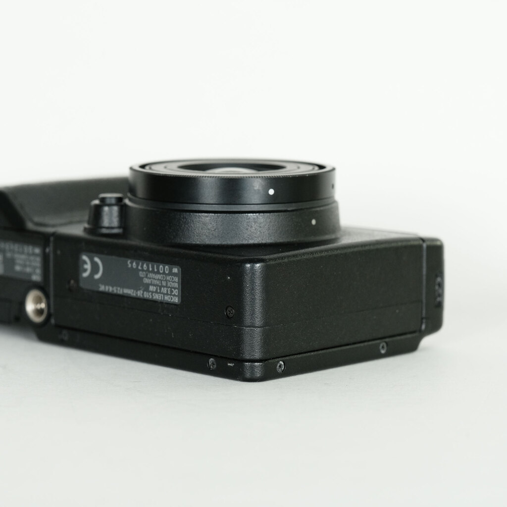 RICOH - 【中古】(リコー) RICOH GXR+S10 KIT RICOH GXR+S10 KIT ※24-72mmF2.5-4.4の出品 | ONE SCENE（ワン
