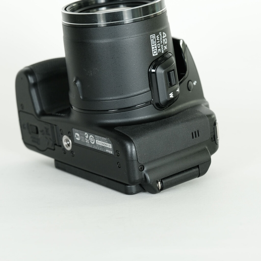 Nikon COOLPIX P520 BK ブラック Nikon COOLPIX P520 BK ブラック