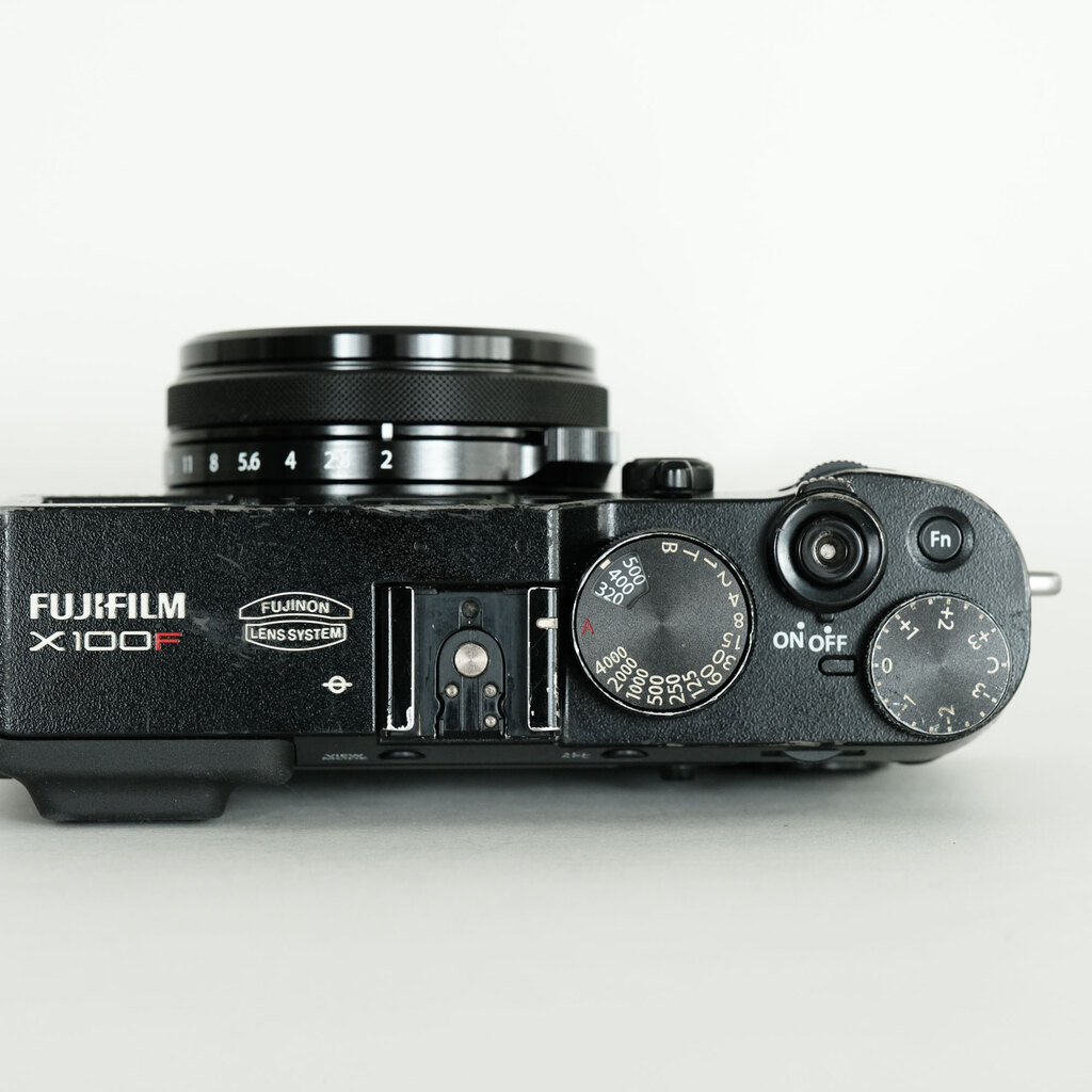 【ジャンク品】FUJIFILM X100F ブラック FUJIFILM X100F ブラックの出品 | ONE SCENE（ワンシーン）