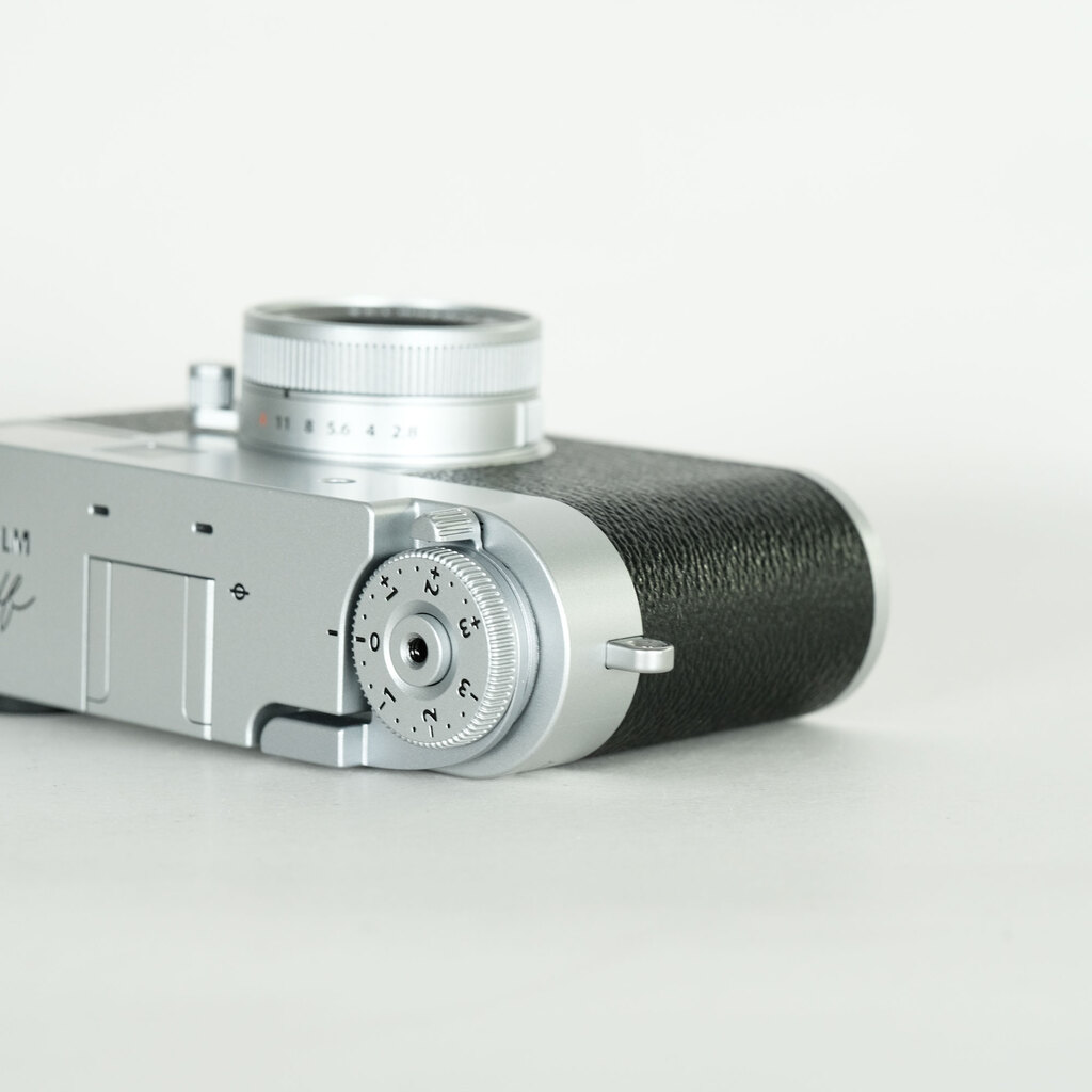 FUJIFILM X half （X-HF1）シルバー Buy the Fujifilm X-Half X-HF1 Mirrorless Camera Silver