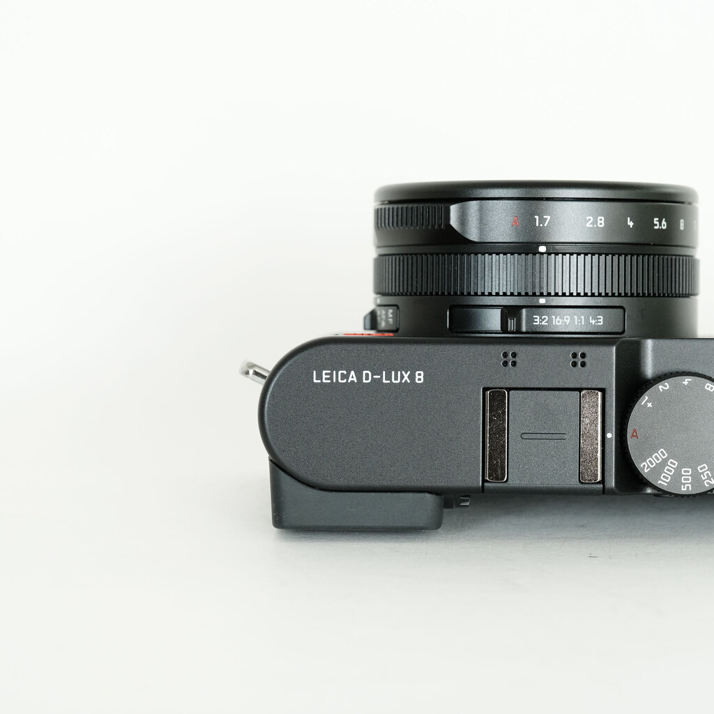 Leica D-LUX8