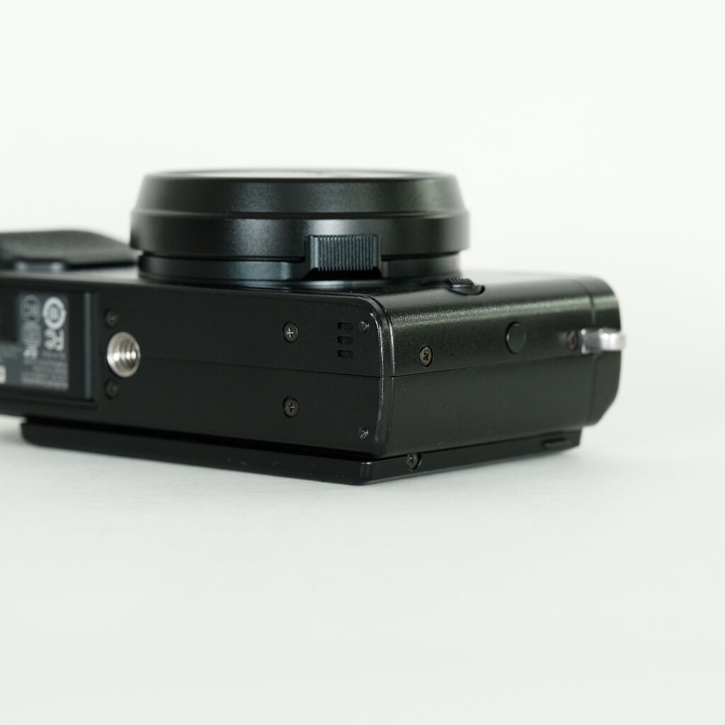 FUJIFILM X70 ブラック　動作品　【ワイコン付き】 楽天市場】【中古】【1ヶ月保証】 富士フイルム FUJIFILM X70