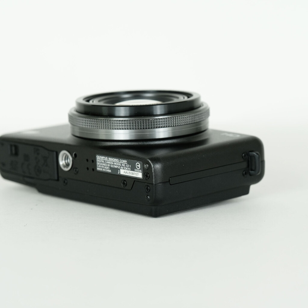 【名機/OLYMPUS】 高級コンデジ XZ-1 BlACK コンパクトデジタルカメラ：OLYMPUS XZ-1：カメラ製品：カメラ