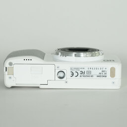 RICOH GR DIGITAL IV ホワイトエディション