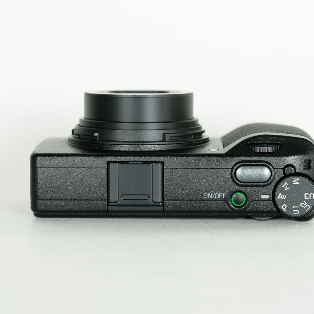 RICOH GR III HDFの出品 | ONE SCENE（ワンシーン）