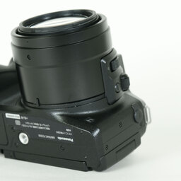 Panasonic LUMIX DMC-FZ300