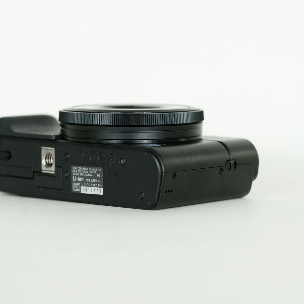 SONY Cyber-shot DSC-RX100 SONY Cyber-shot DSC-RX100