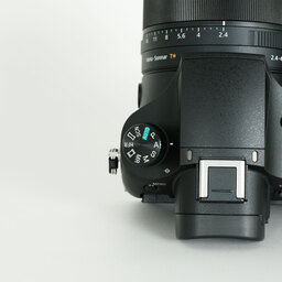 SONY Cyber-shot DSC-RX10M4 SONY Cyber-shot DSC-RX10M4