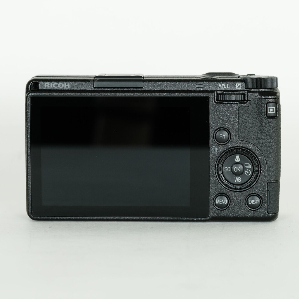 RICOH GR キズがあるのでジャンク RICOH GR IIIxの出品 | ONE SCENE（ワンシーン）