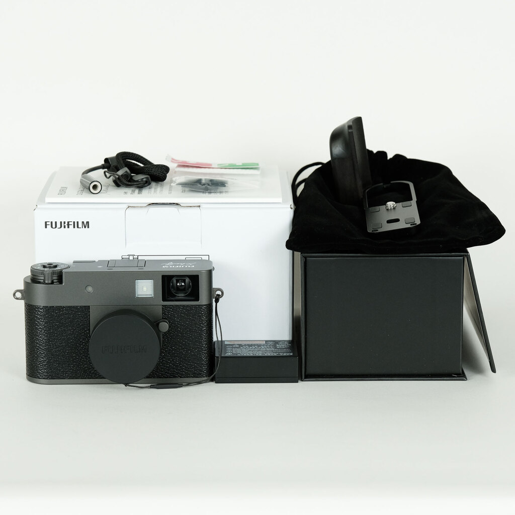 FUJIFILM X half X-HF1 FUJIFILM X half X-HF1