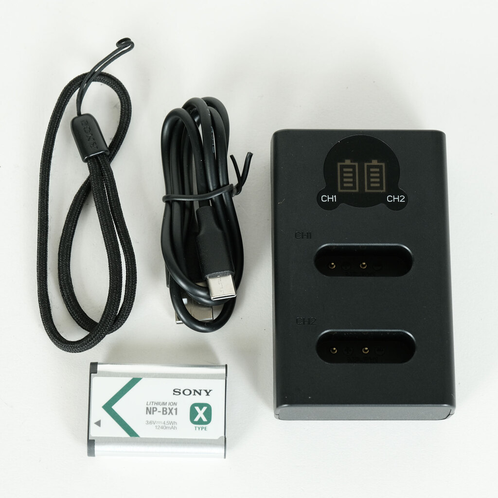 SONY Cyber-shot DSC-WX500 レッド