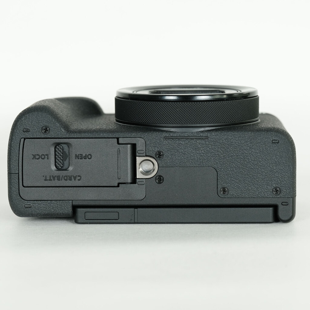 Canon PowerShot V1 Canon PowerShot V1