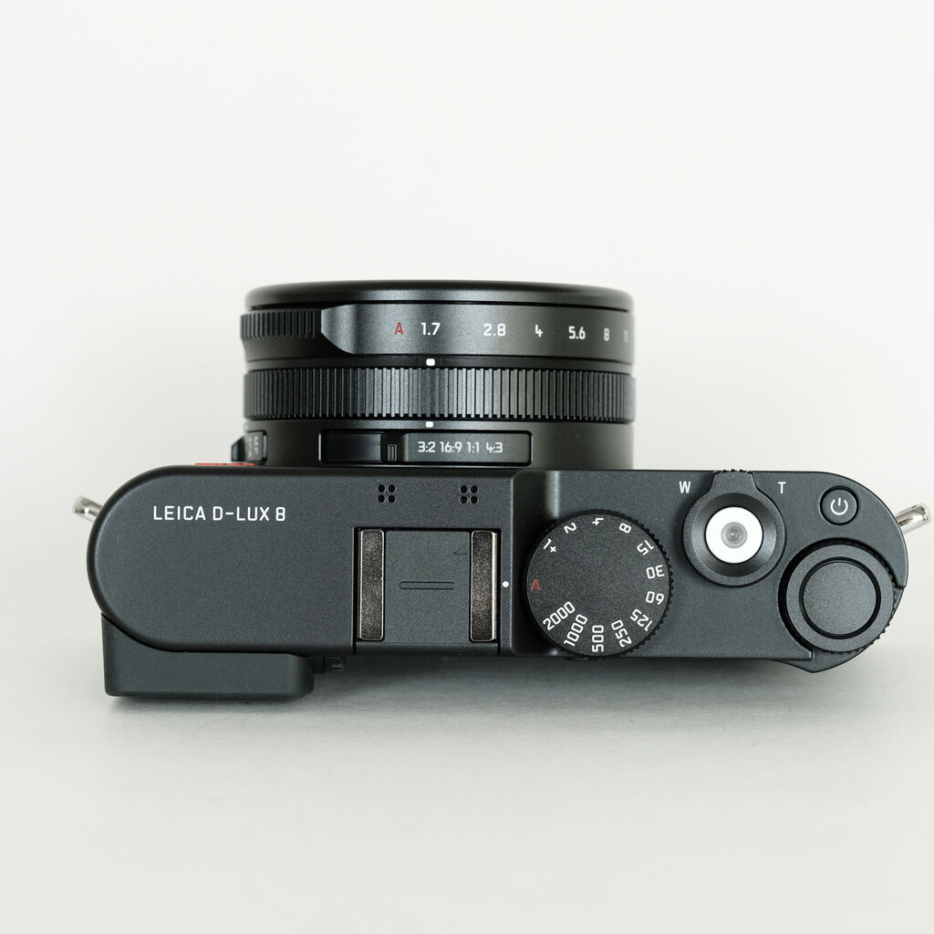 Leica D-LUX8 Leica D-LUX8
