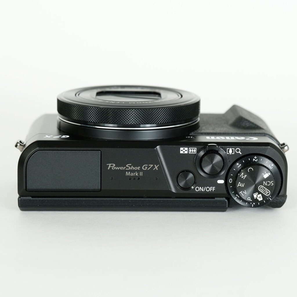 Canon PowerShot G7X Mark II Canon PowerShot G7X Mark II