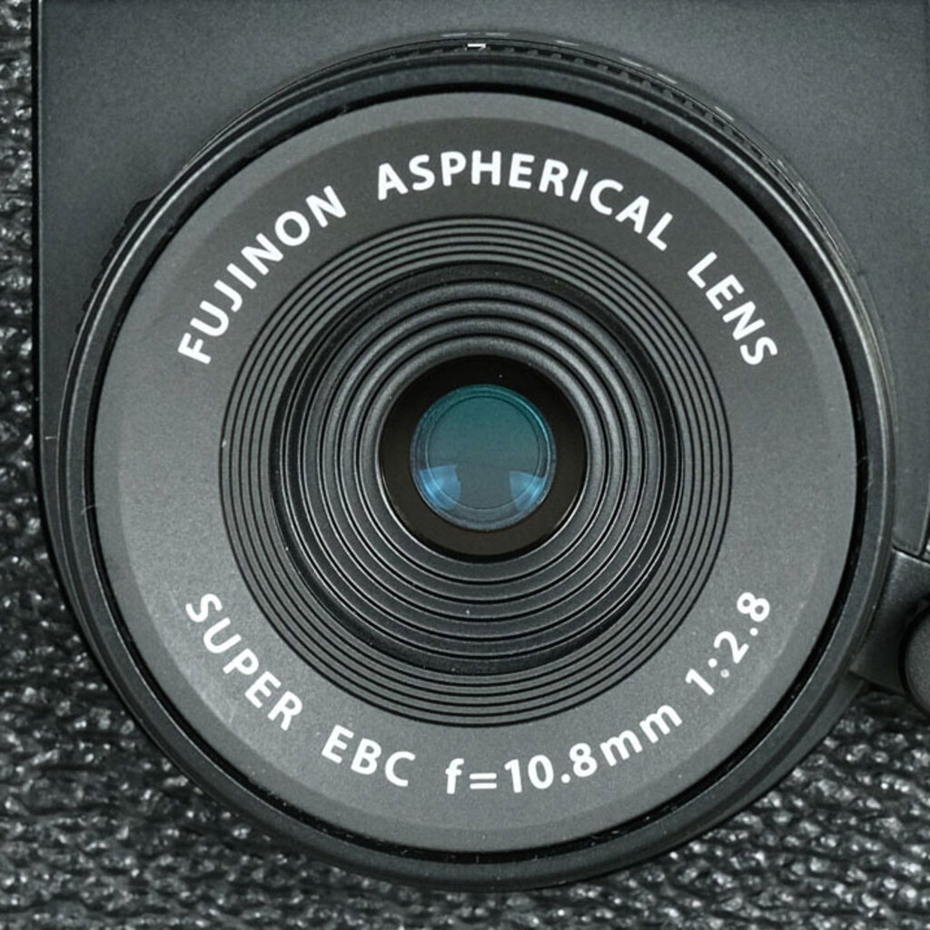 FUJIFILM X half X-HF1 FUJIFILM X half X-HF1