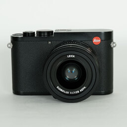 LEICA Q2 LEICA Q2