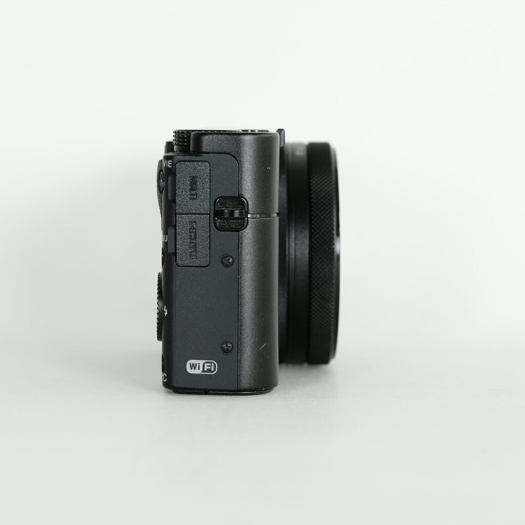 SONY Cyber-shot DSC-RX100M5A SONY Cyber-shot DSC-RX100M5A