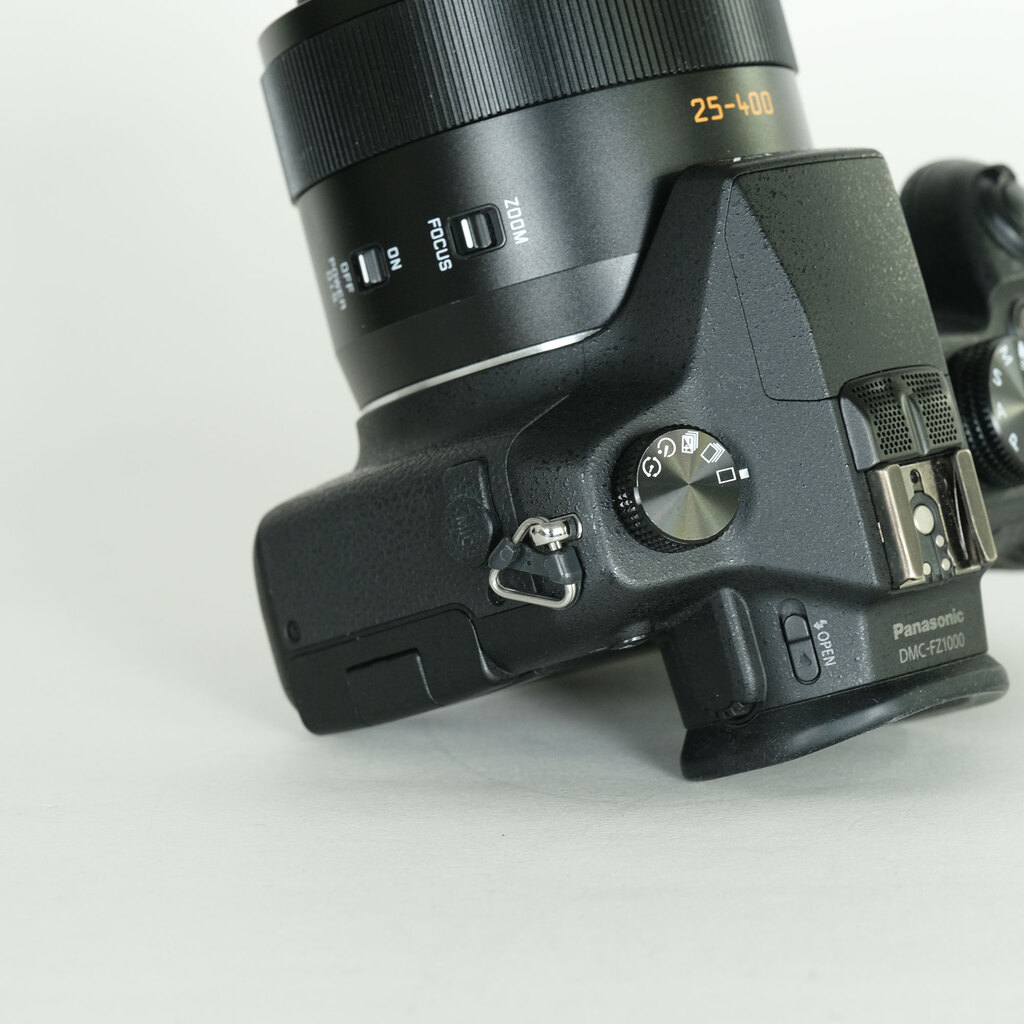 Panasonic LUMIX DMC-FZ1000