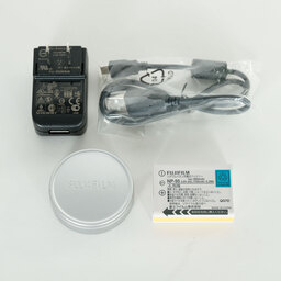 FUJIFILM X30 シルバー FUJIFILM X30 シルバー