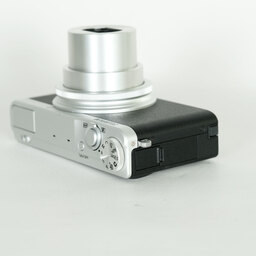 FUJIFILM XQ2 シルバー