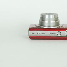 Canon IXY 200 レッド
