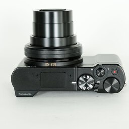 Panasonic LUMIX DMC-TX1