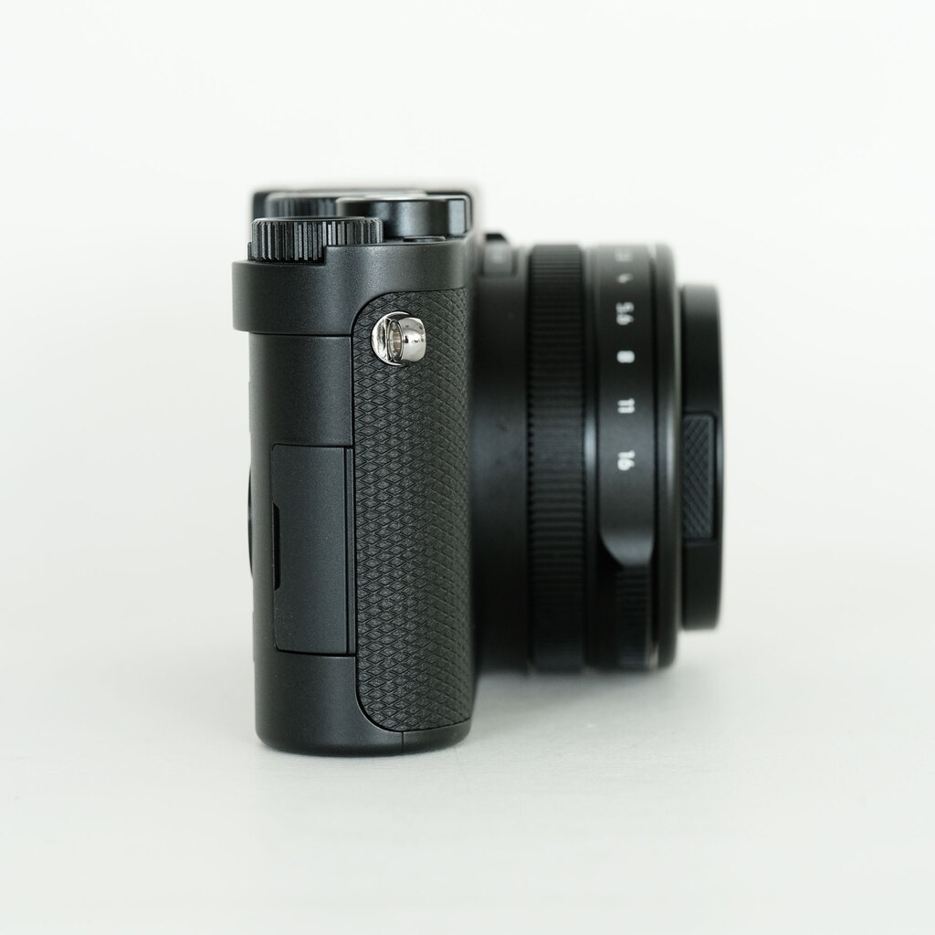 Leica D-LUX8 Leica D-LUX8