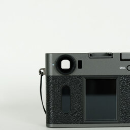 FUJIFILM X half X-HF1