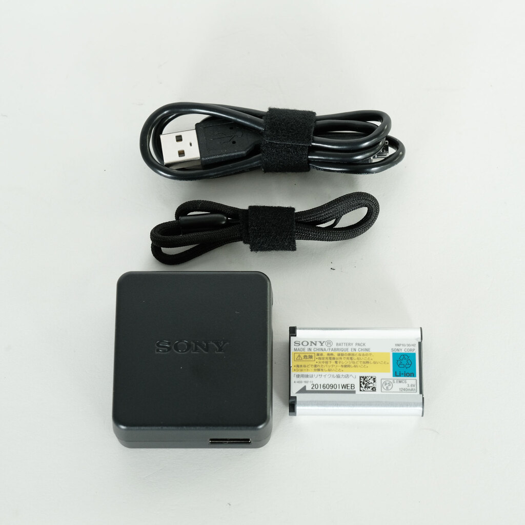 SONY Cyber-shot DSC-HX90Vの出品 | ONE SCENE（ワンシーン）