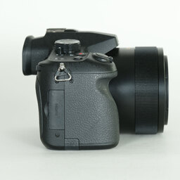 Panasonic LUMIX DMC-FZ1000