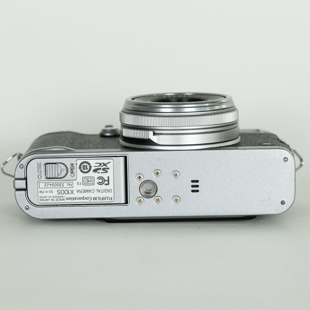 FUJIFILM X100S シルバー