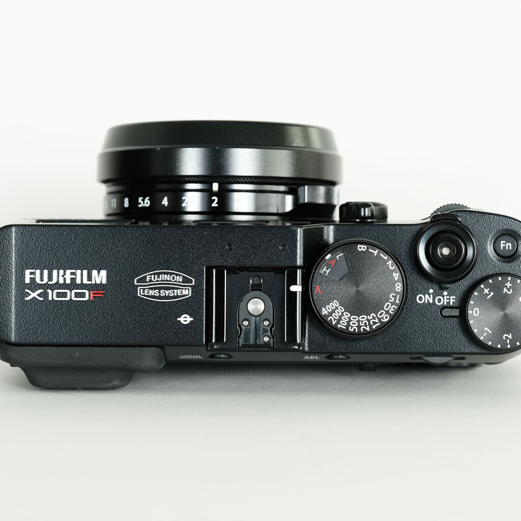 FUJIFILM X100F ブラック FUJIFILM X100F ブラック