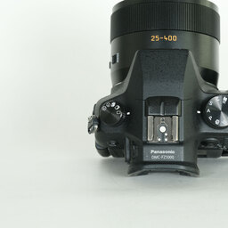 Panasonic LUMIX DMC-FZ1000