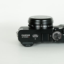 FUJIFILM X100V ブラック